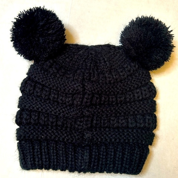 C.C Baby knit design black beanie with a double pom pom! Sz-baby OS. P14 - Picture 2 of 5